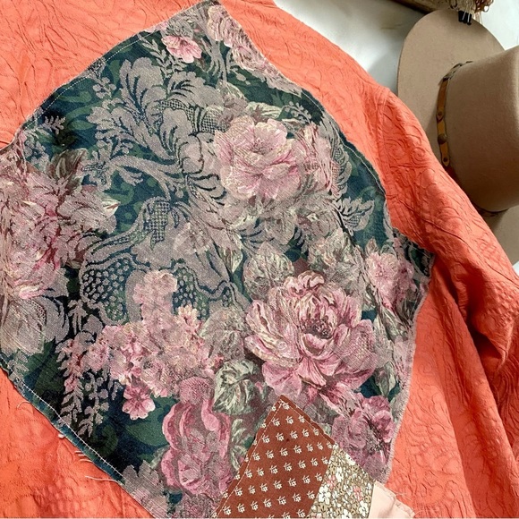 ✨ RARE granny patch work floral UPCYCLED boho jacket southwestern cabin vibe - Picture 5 of 16